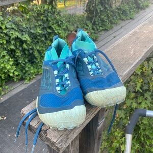 Women Blue Active Trail Shoes